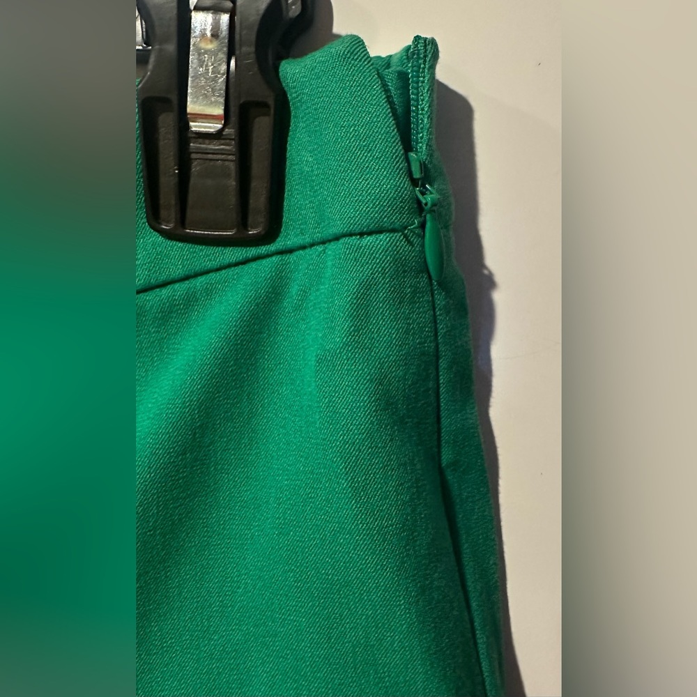Talbots Green Scallop Chatham Crop Dress Pants Size 2 - Picture 3 of 7
